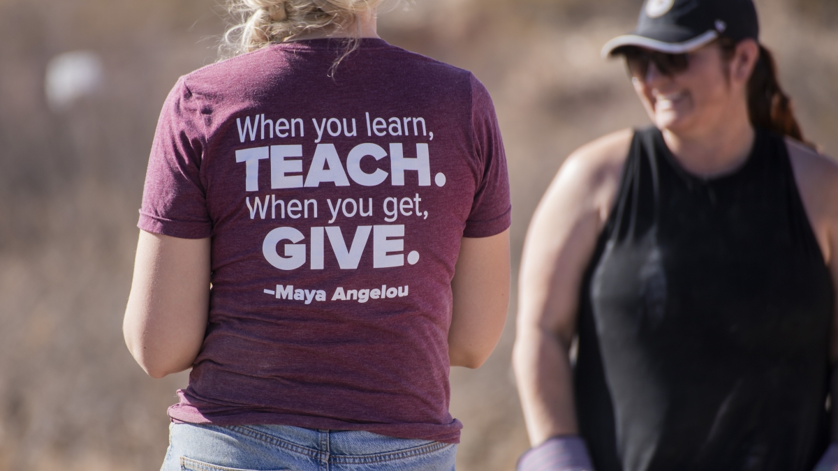 Two women volunteering.