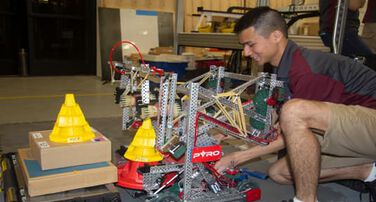 Polytechnic School Scholarship